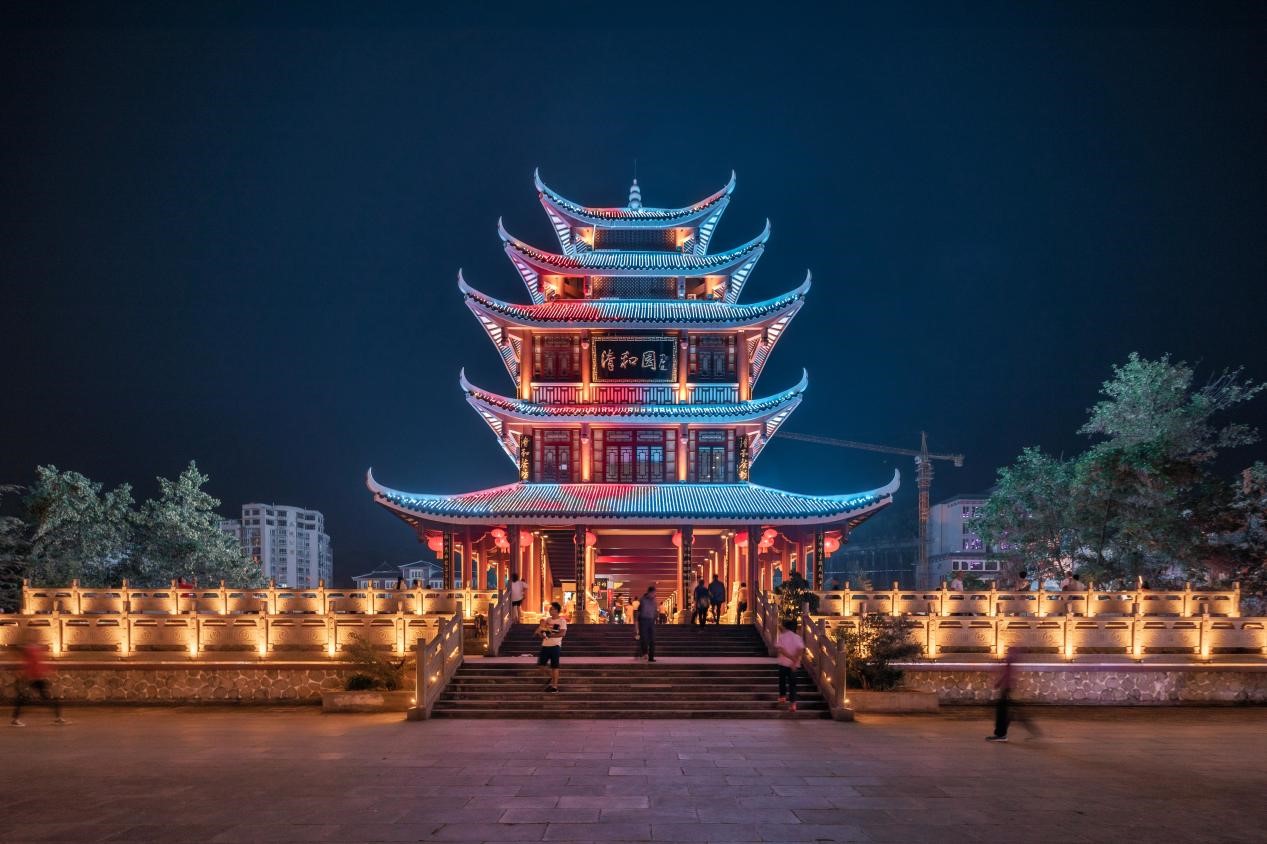 戶外亮化燈具如何選型?